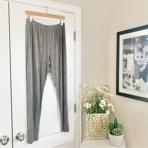 Chicos Private Edition duel tone pull on pants